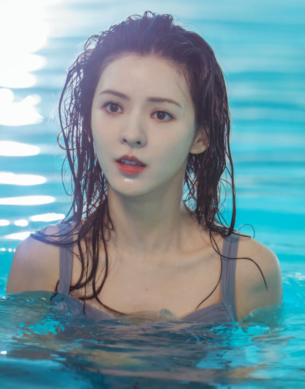 Hot girl Trương Hi Hi: Gợi cảm và tự tin với phong cách thời trang độc đáo