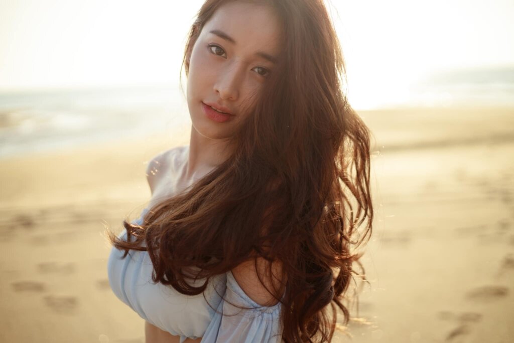 Nữ Thần Pichana Yoosuk trở lại với đường cong hơn đường đua