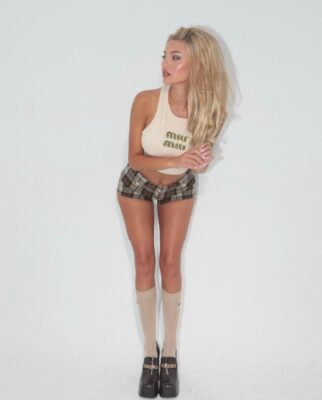 sophie.saintt 1735399800 3532842099869685860 11075059279