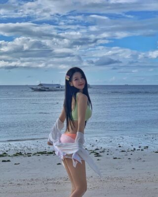 yyyoungggggg 1701345909 3247447321012574335 2098532476