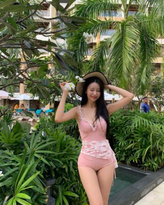 yyyoungggggg 1701345909 3247447321020902364 2098532476