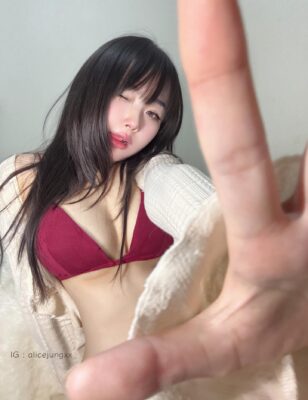 alicejungxx 1746786545 3628631003183859061 20293759223