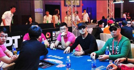 Những Nghệ Sĩ Hong Kong Lao Đao Vì Cờ Bạc