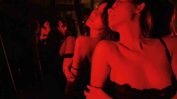 Azhu (阿朱) là ai? Nàng mẫu Trung Quốc gây sốt với loạt ảnh quyến rũ